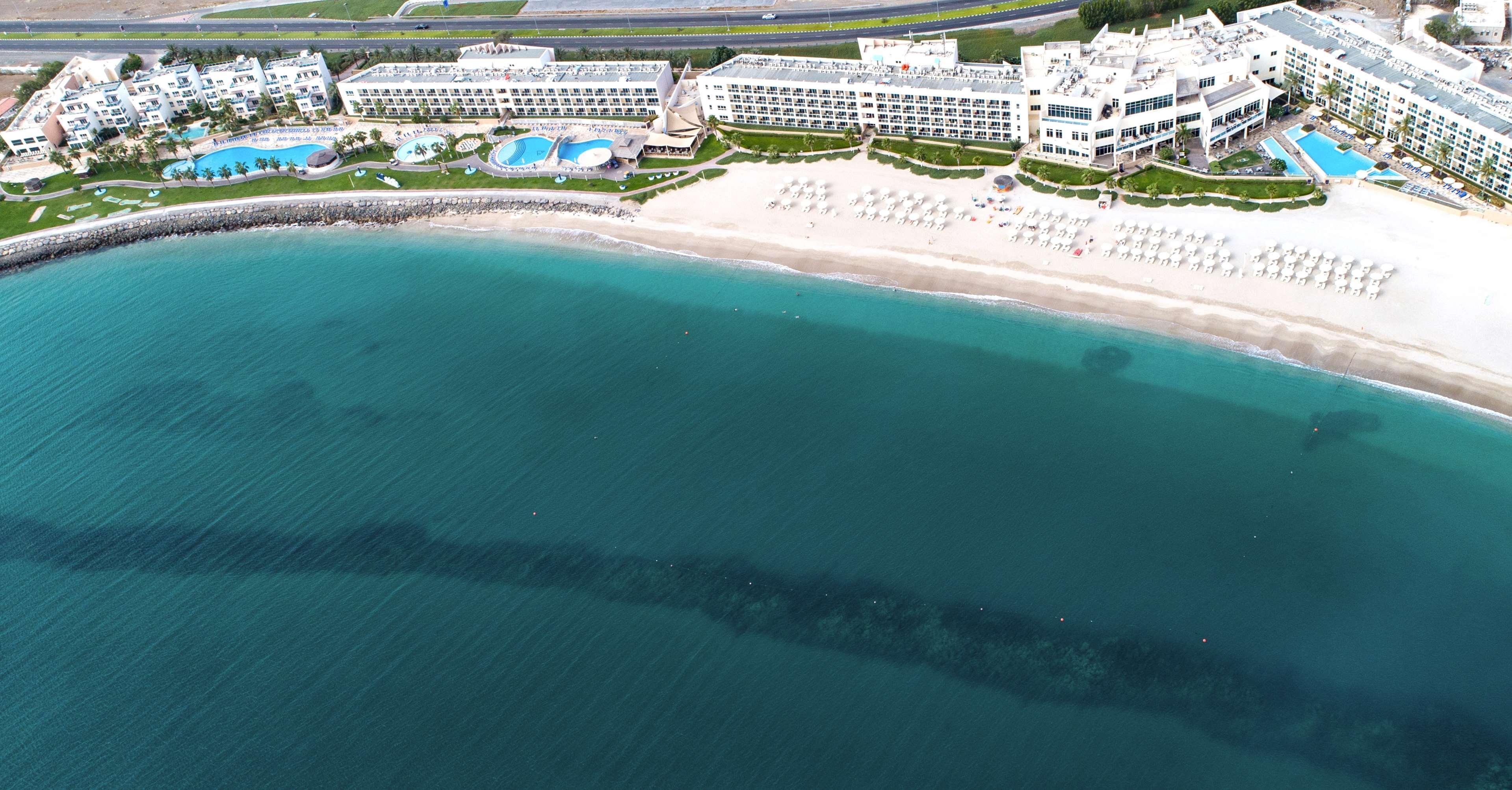 Radisson Blu Resort, פוג'יירה מראה חיצוני תמונה Aerial view of the hotel