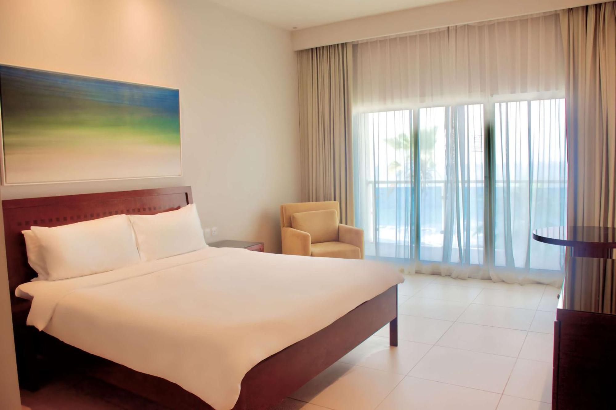 Radisson Blu Resort, פוג'יירה מראה חיצוני תמונה A bedroom at the hotel